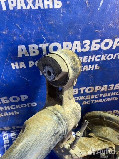 Задняя балка Opel Astra H универсал Z16XER 2012