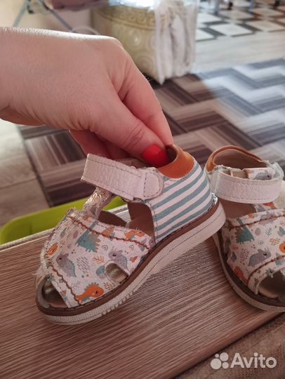 Сандалии для девочки 19 размер