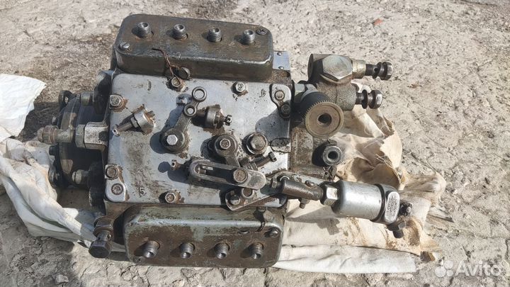 Топливный насос высокого давления 33-02