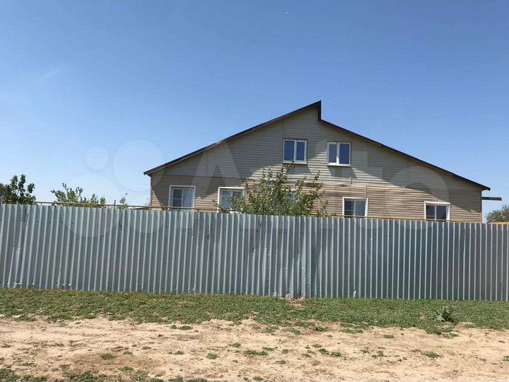 Дом 142 м² на участке 8,3 сот.