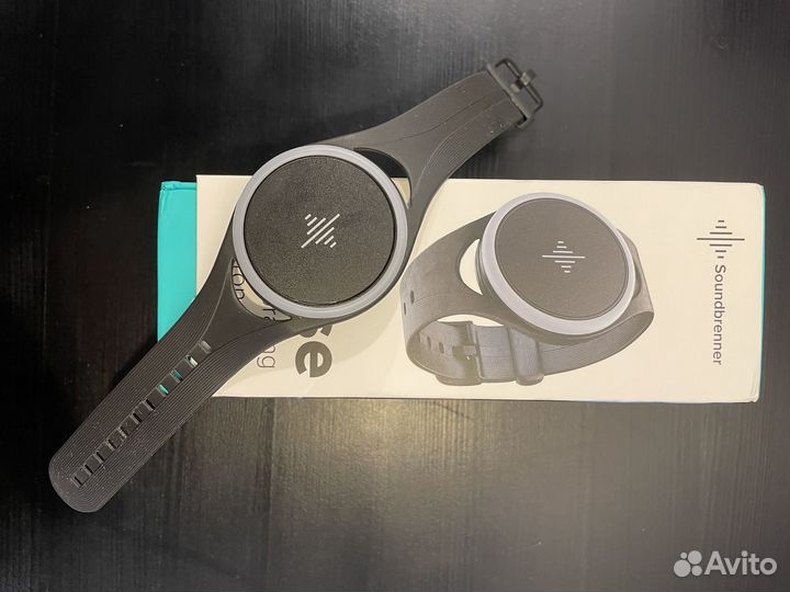 Виброметроном Soundbrenner Pulse