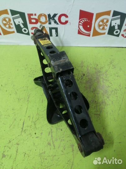 Домкрат Mitsubishi Lancer 1.6 4G18 2006