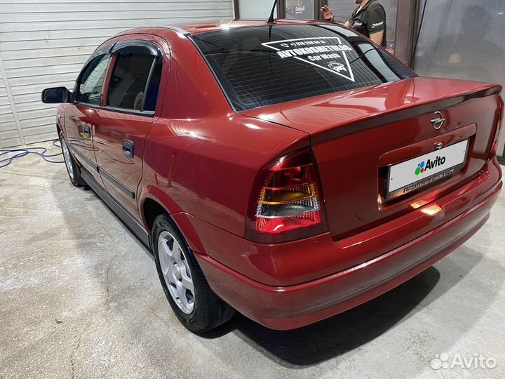 Opel Astra, 2008