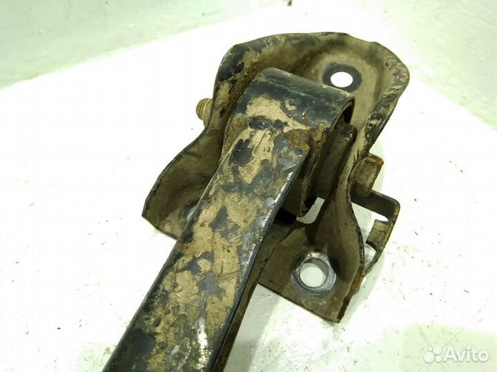 Рычаг задний продольный