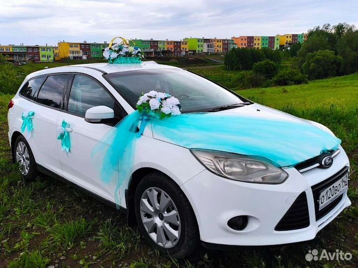 Свадебное украшение на машину бирюзовый