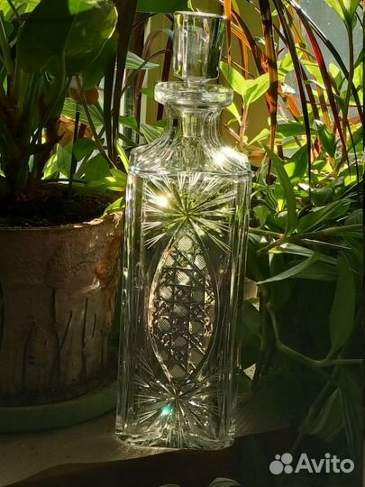 Штоф хрустальный