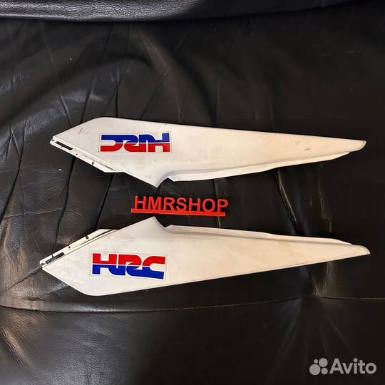 Used Накладка на фальшь бак CBR1000RR