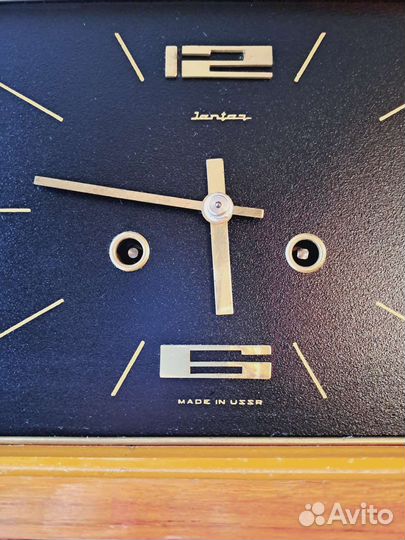 Часы настольные с боем Янтарь