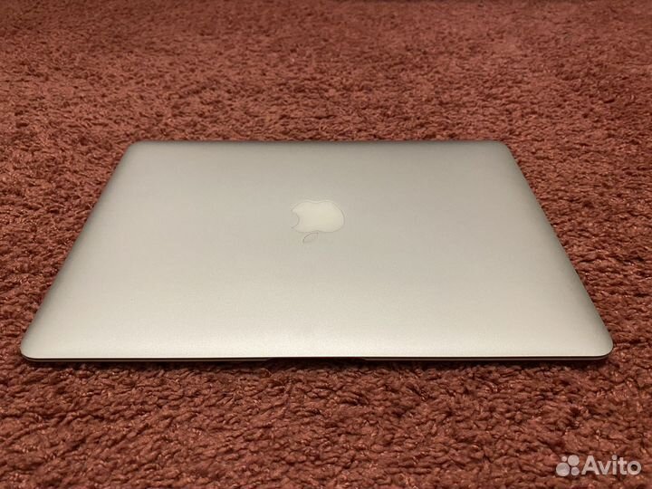 Apple MacBook Air 13 2017 (Intel Core i5)