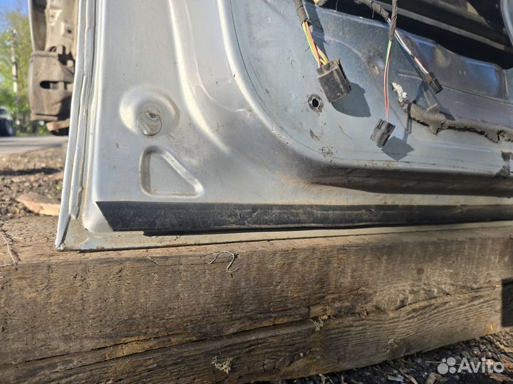 Дверь передняя левая Volkswagen Sharan 1