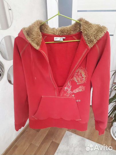 Кофта-свитер-толстовка