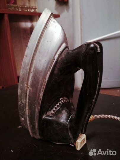 Утюг. СССР. 1978 г. Винтаж