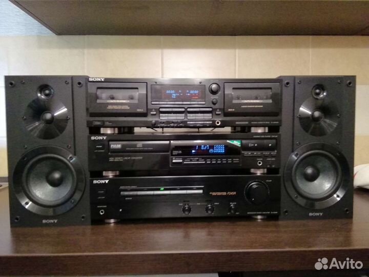 Музыкальный центр sony