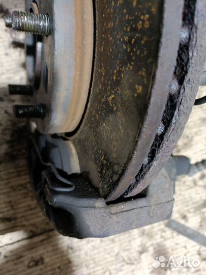 Кулак поворотный Mazda 3 Axela BK5P передний правый