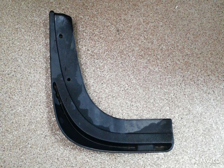 Брызговик задний правый Kia Soul 2