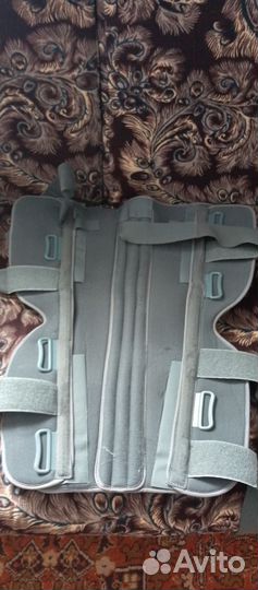 Продам тутор в хорошем состоянии