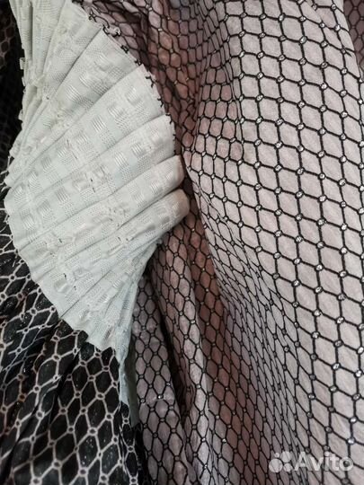 Продам комплект штор плюс ламбрикен