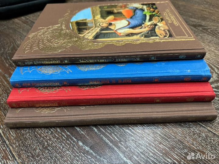 Зачарованный мир