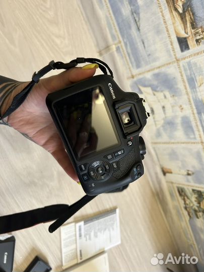 Фотоаппарат canon eos 2000d