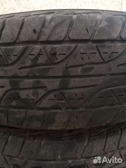Dunlop Grandtrek AT3 215/65 R16 98H
