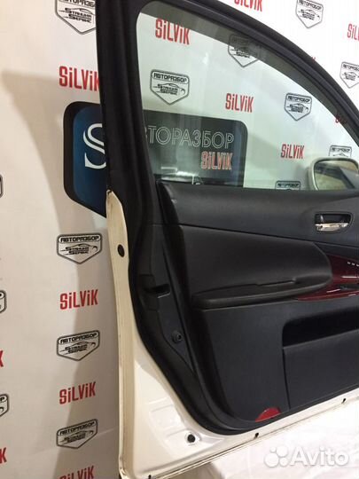 Обшивки дверей лексус GS 3,5 2006Г