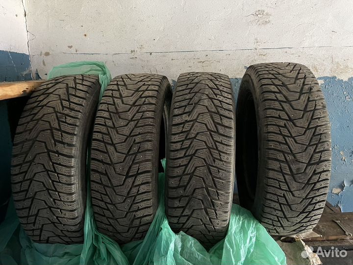 Hankook Winter I'Pike RS2 W429 205/65 R16