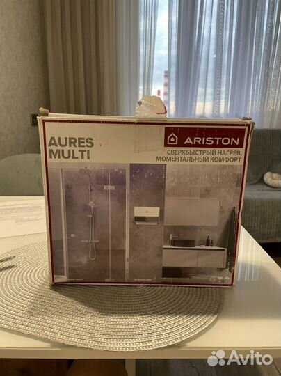 Водонагреватель проточный Ariston Aures M 10.5 кВт