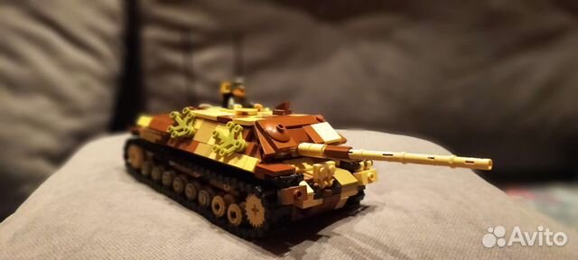 Лего танк