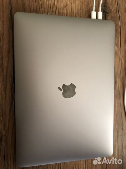 Macbook Pro 13 M1