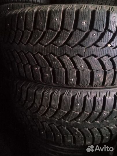Bridgestone Blizzak Spike-01 205/55 R16