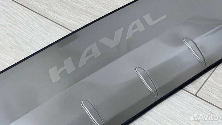 Накладка на спинку переднего сиденья Haval