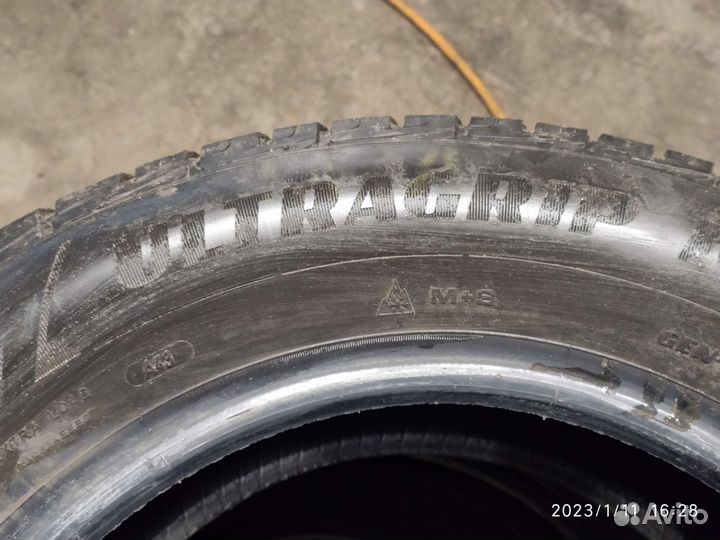 Goodyear UltraGrip Ice 235/65 R17 108T