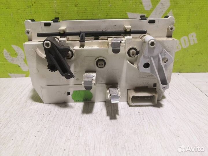 Блок управления печкой Пежо 206