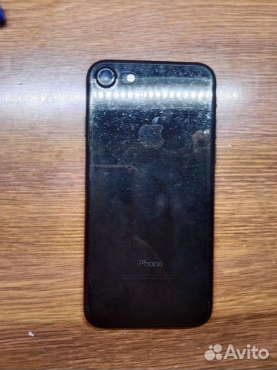iPhone 7, 32 ГБ