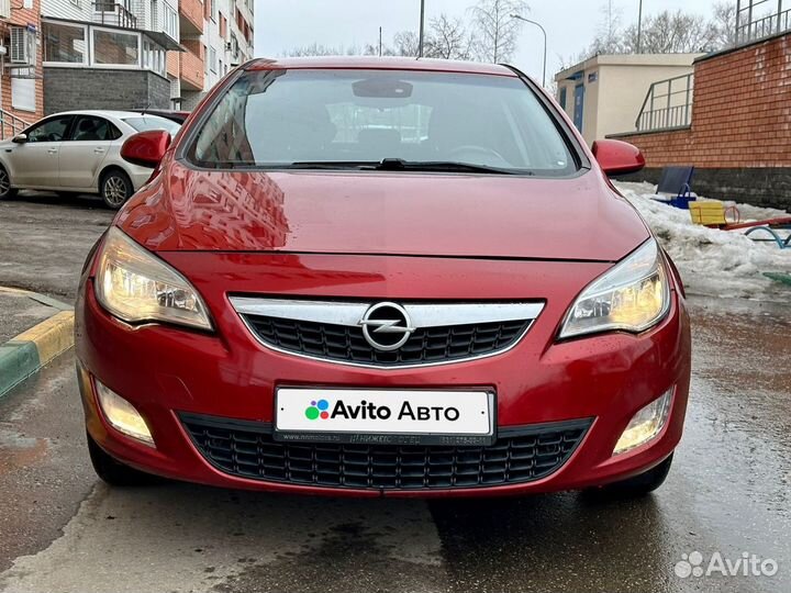 Opel Astra 1.6 МТ, 2011, 139 000 км