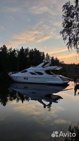 Аренда яхты до 12 гостей в Москве