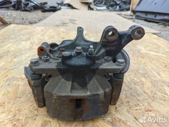 Мазда сх-5 кулак поворотный левый со ступицей