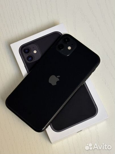iPhone 11, 64 ГБ