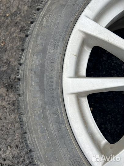 Комплект зимних колес на BMW