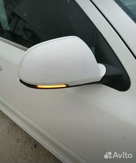 Динамические поворотники Skoda Octavia, Superb