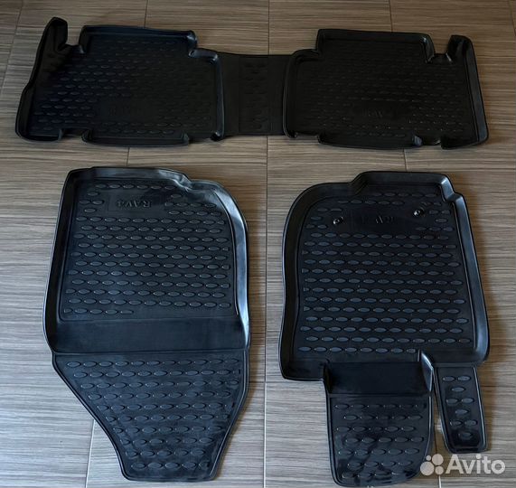 Ковры в салон авто Toyota RAV 4 2006-2010г