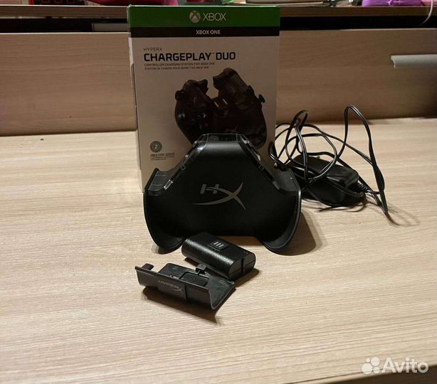 Зарядная станция для геймпадов Xbox one