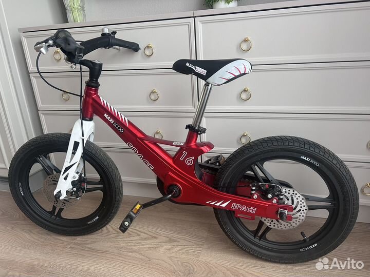 Велосипед maxiscoo 16 space