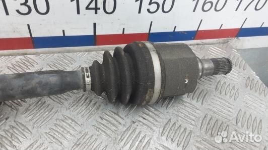 Привод передний правый KIA sportage 3 (2BL19N101)