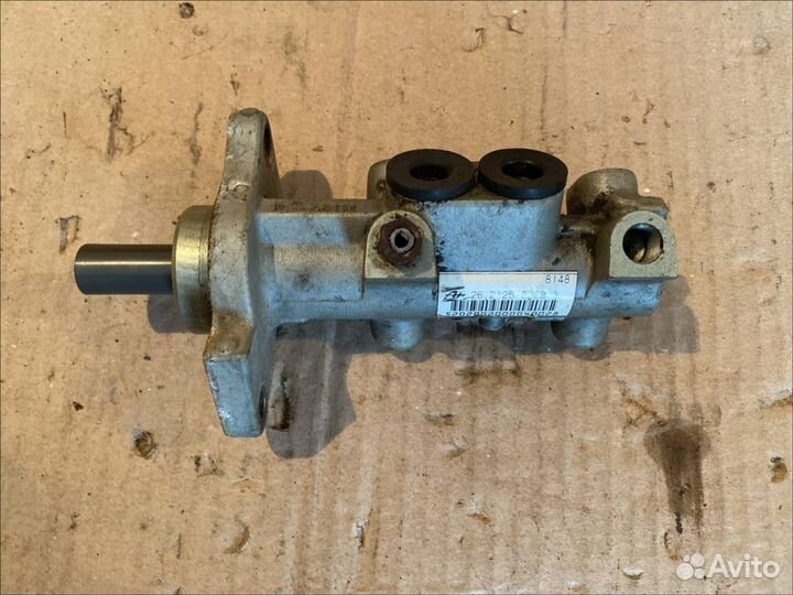 Главный тормозной цилиндр Mercedes-Benz M-class