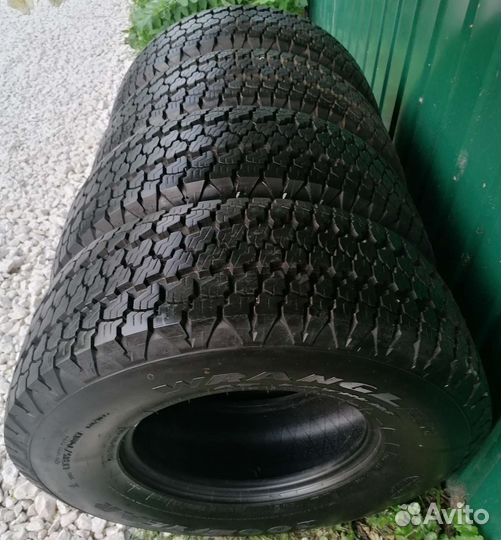 Goodyear Wrangler AT 315/70 R17 121S