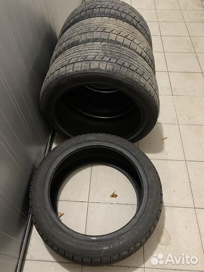Yokohama Ice Guard IG60 235/45 R18 98T
