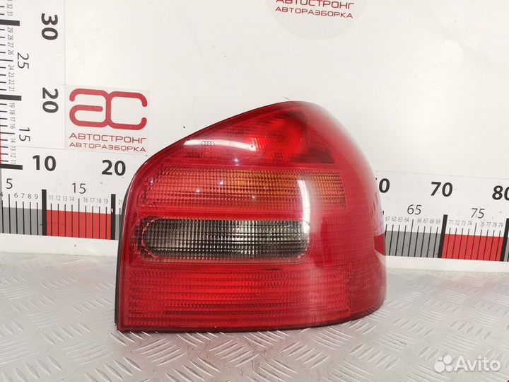 Фонарь задний для Audi A3 8L 8L0945096A