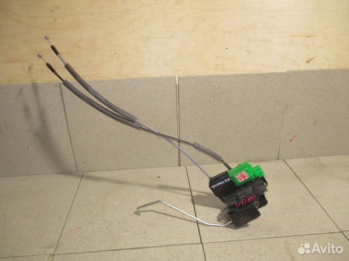 Замок двери передней правой Hyundai Solaris 1