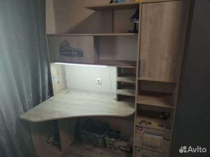 Компьютерный стол